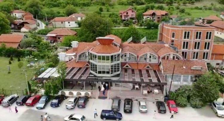 Zormaris-M Hotel Враня Екстериор снимка